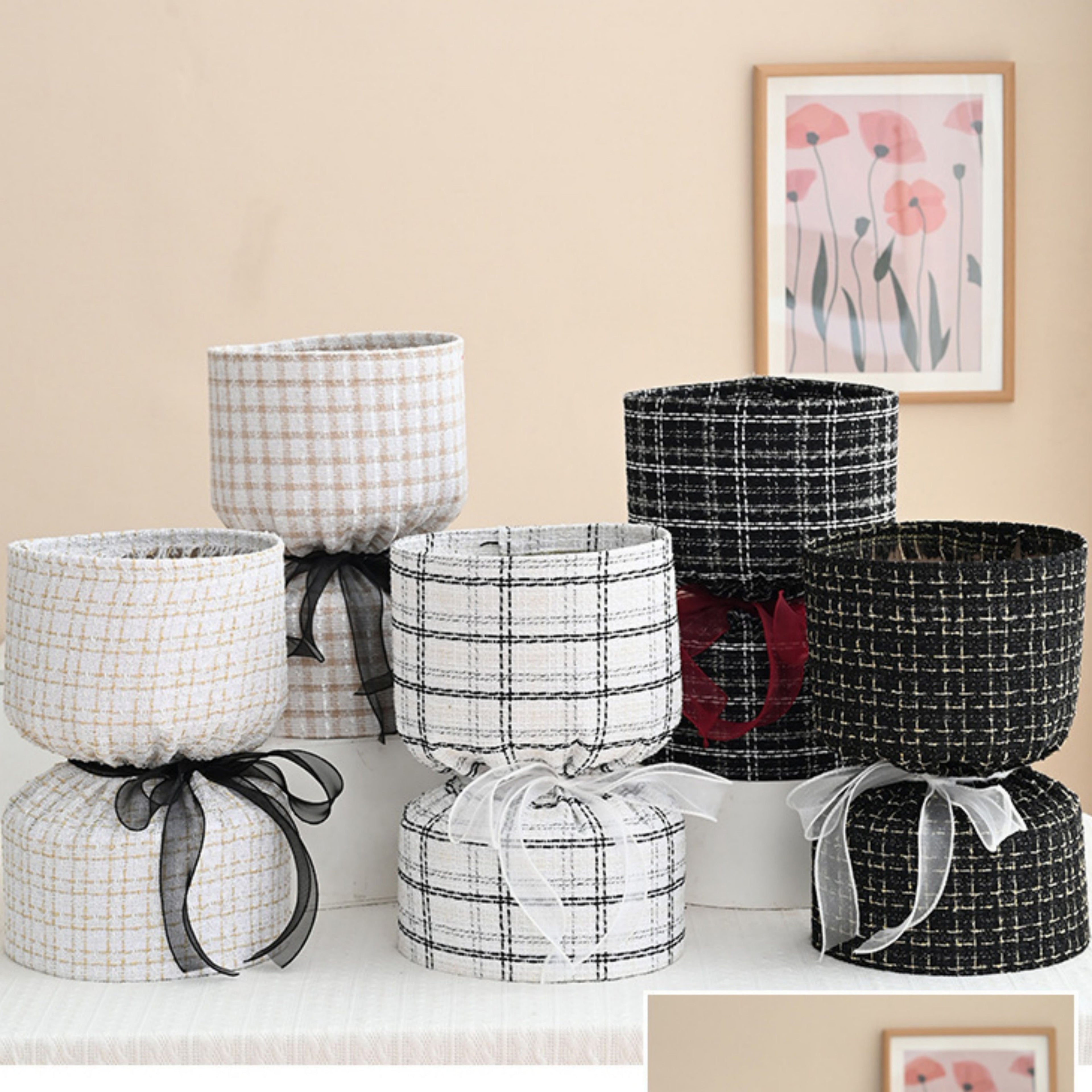 Bouquet Fabric Wrap - Black