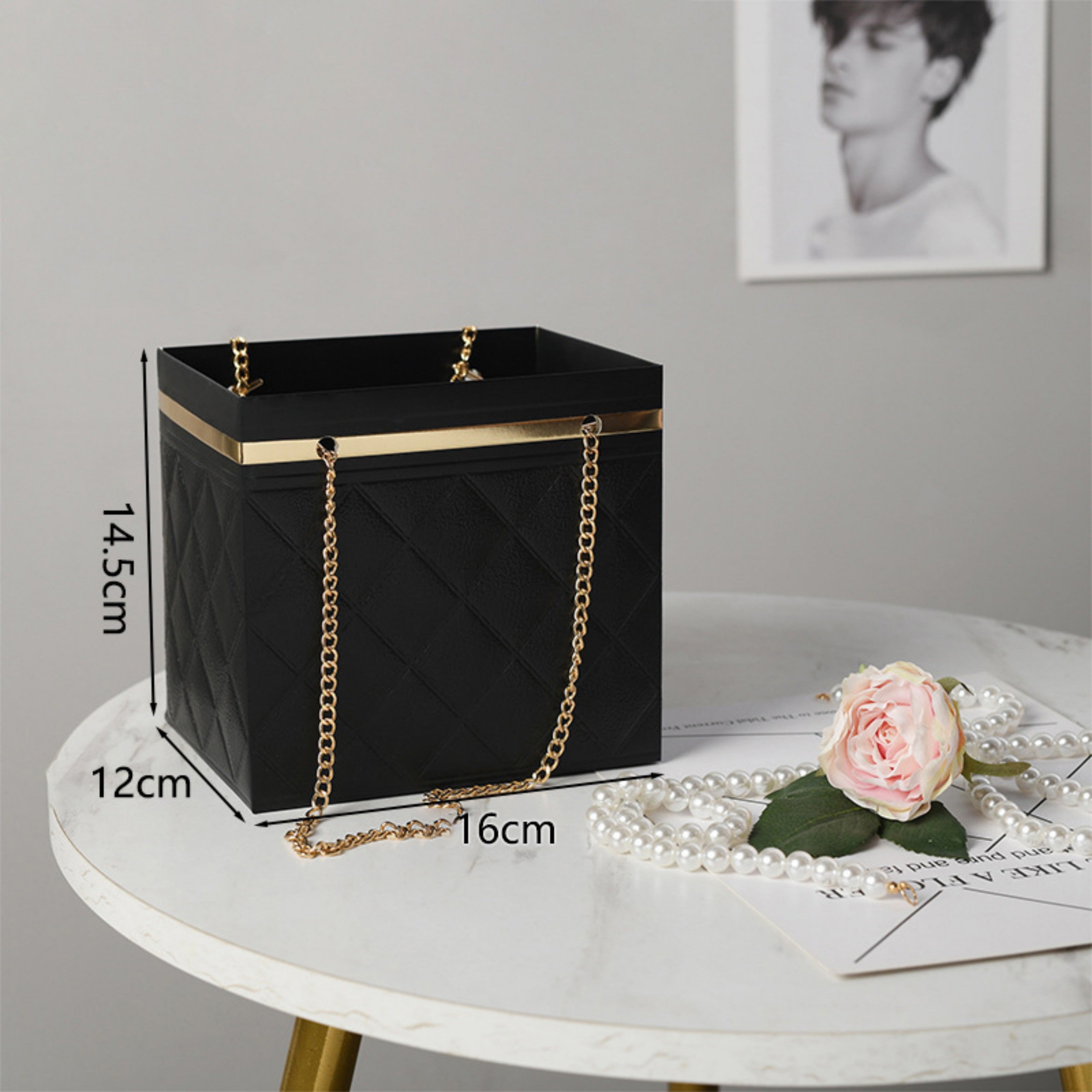 Flower Box with Chain Handles - Black