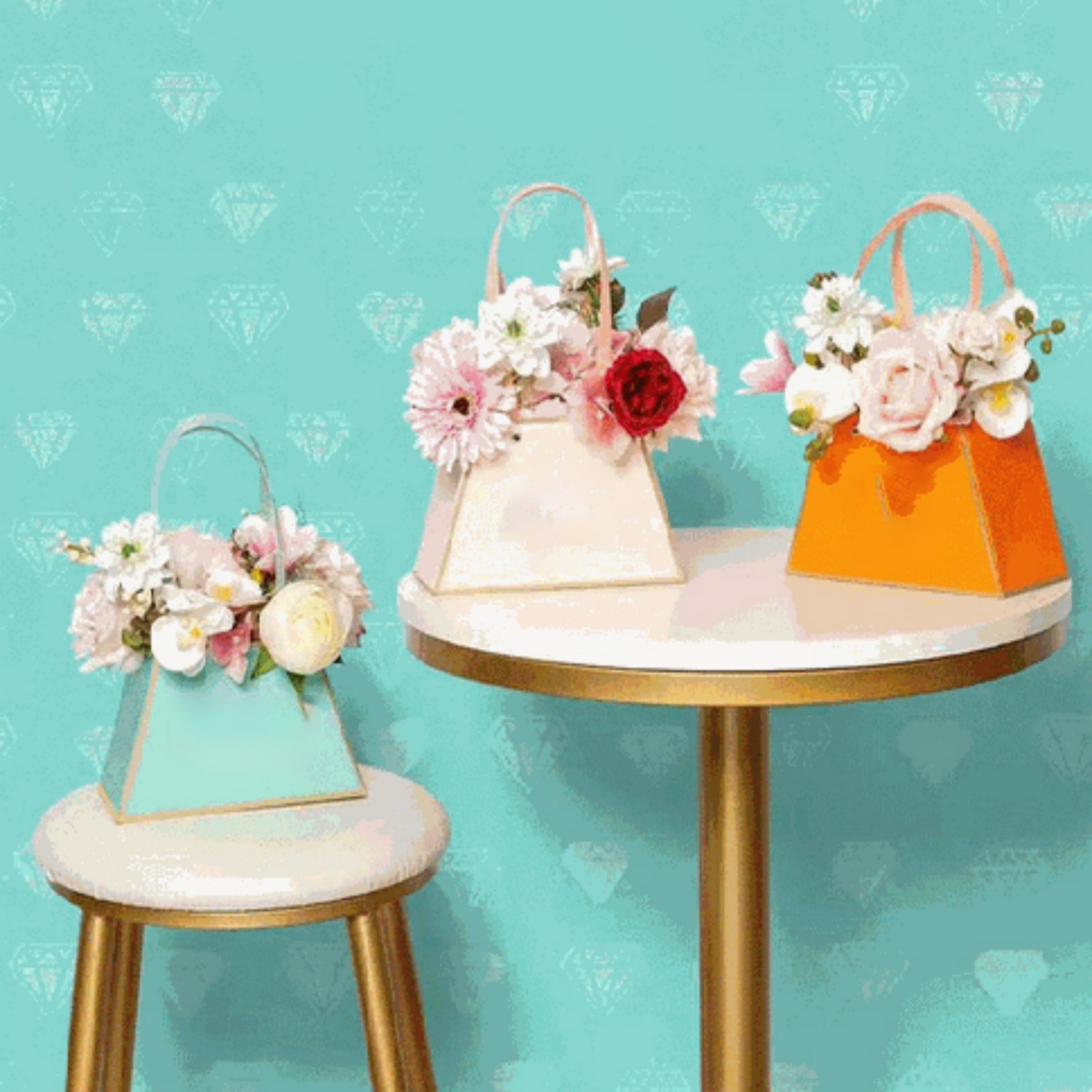 Goddess Fan-Style Bag - Pink